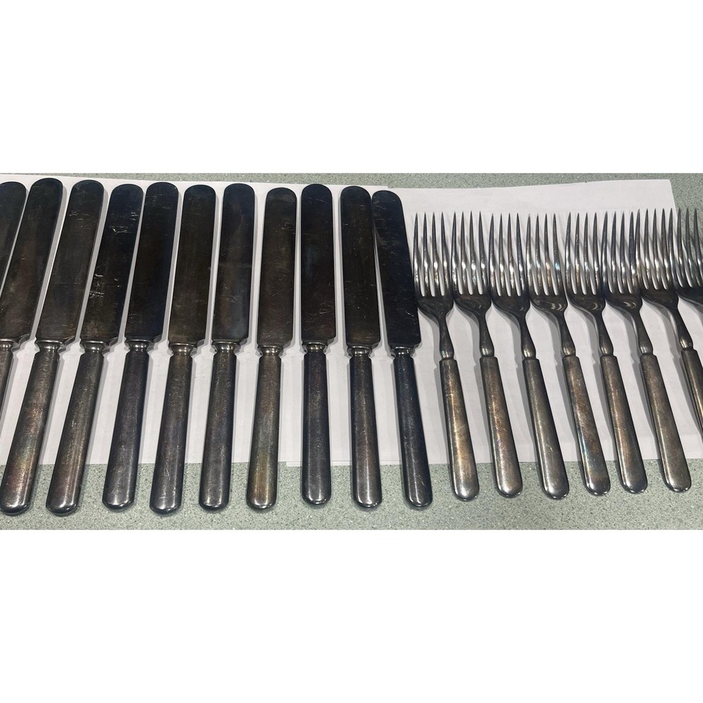 WM Rogers & Sons 12 DWT Vintage Rounded Forks And Knives Set - 23 Pieces